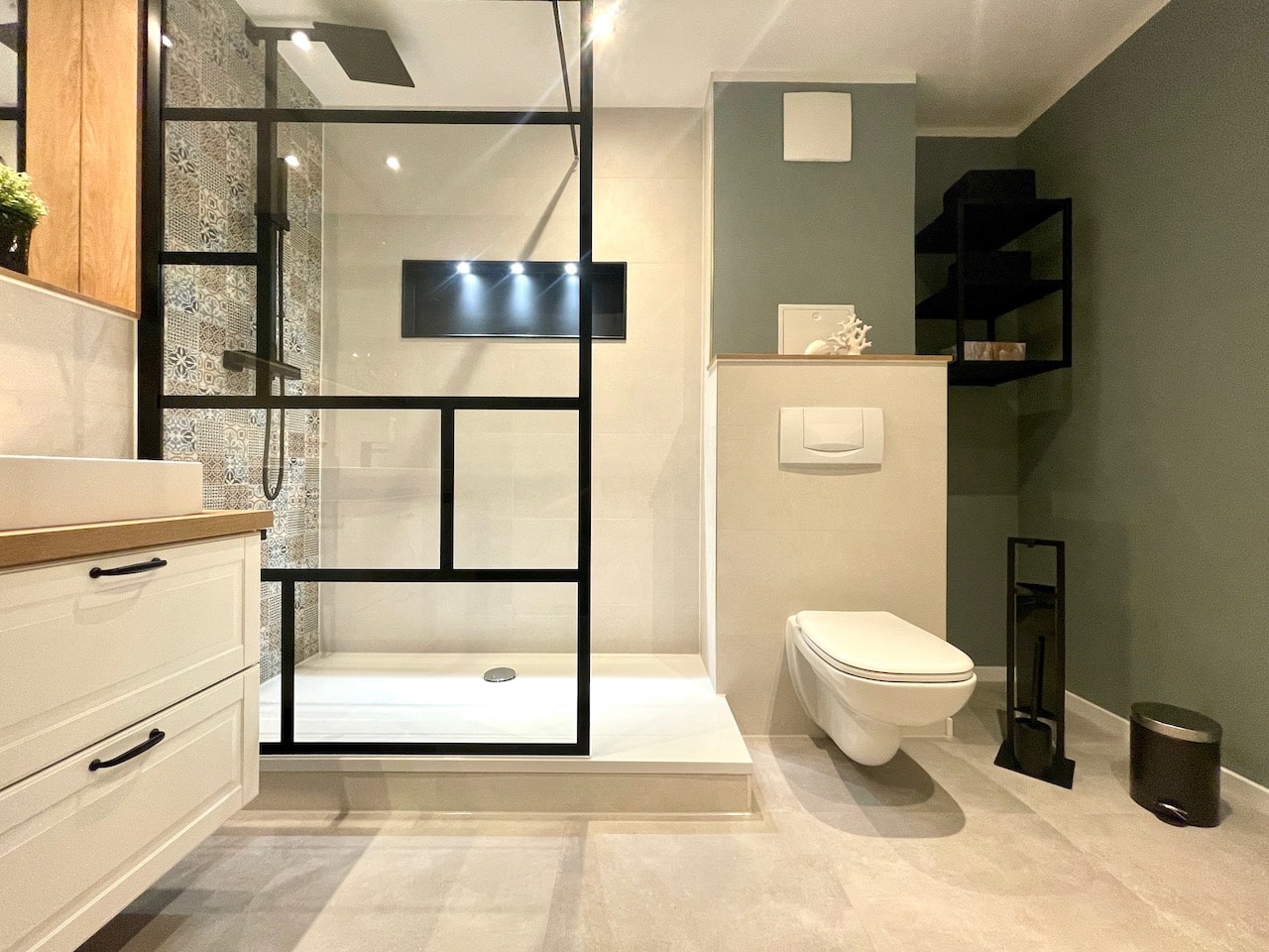 dresden-uptown-bad-detail